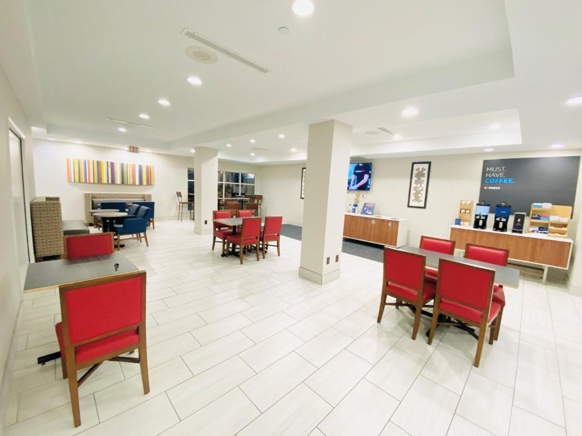 Holiday Inn Express & Suites Houston East - Baytown, An Ihg Hotel Luaran gambar